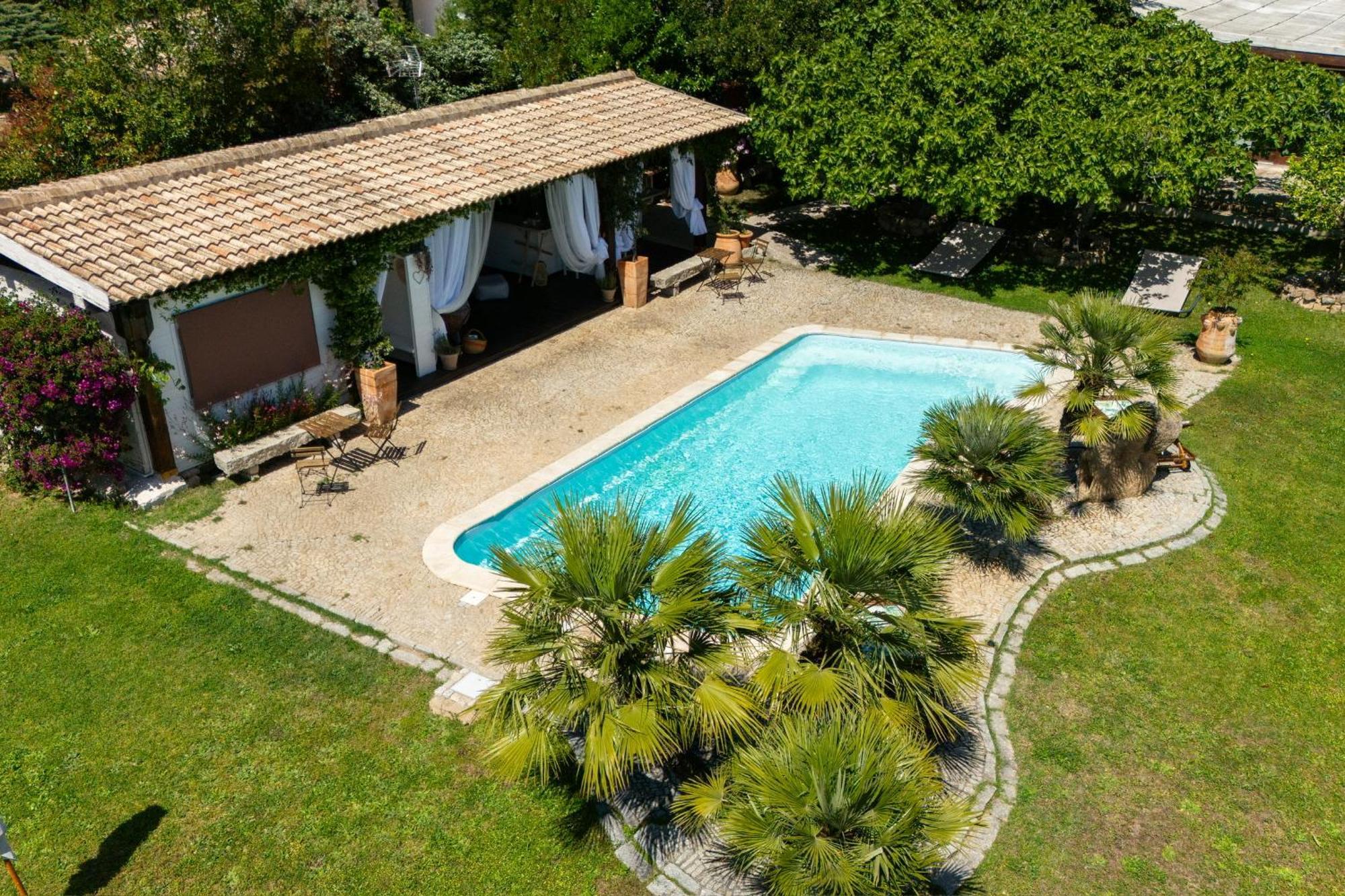 Niloan Villa